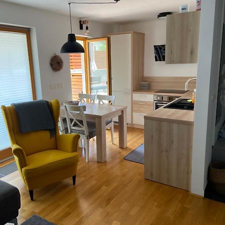 Apartma Pika Мойстрана Екстер'єр фото