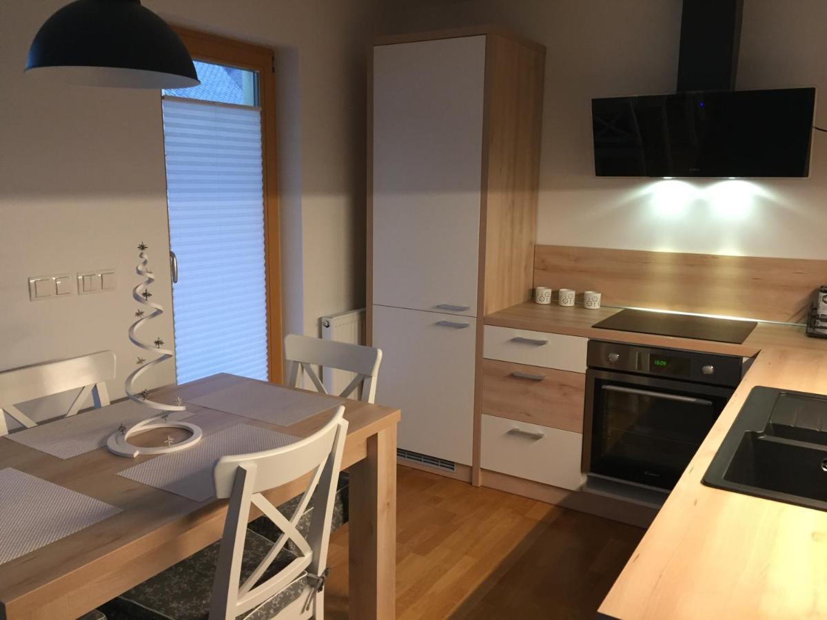 Apartma Pika Мойстрана Екстер'єр фото